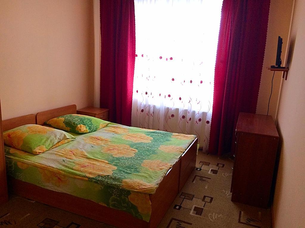 Dream House Hotel Yablunytsia Buitenkant foto